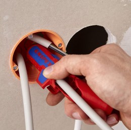 Ergostrip Pela-Mangueras Universal Knipex9